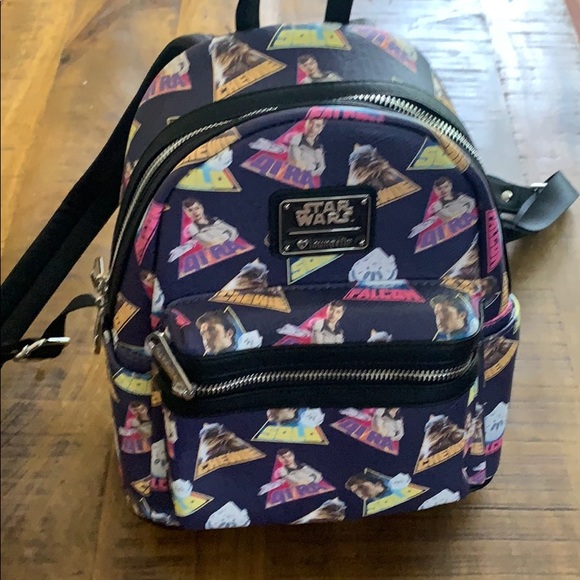 Starwars loungefly mini book bag. - Picture 2 of 2